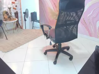 Fabiana BIG BOOBS's Live Sex Cam Show