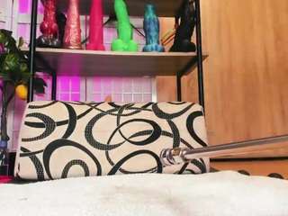 Anal_Queen_Mona