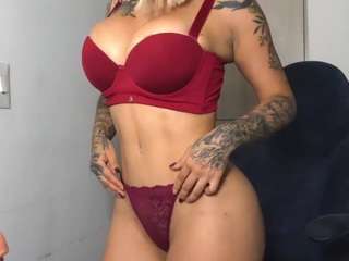 Live webcam model mia-hott on Soda Cams