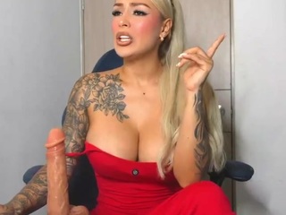 Live webcam model mia-hott on Soda Cams