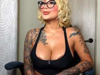 mia-hott