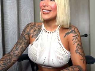 mia-hott
