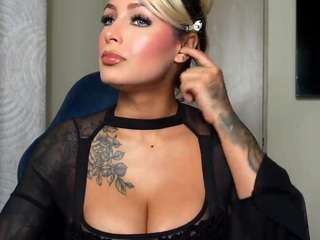 mia-hott