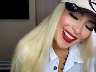 Mia-hott's cam show statistics and live stream