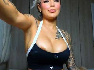 mia-hott