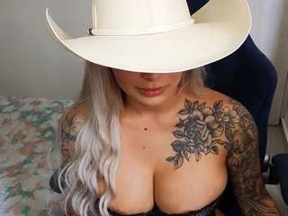 mia-hott