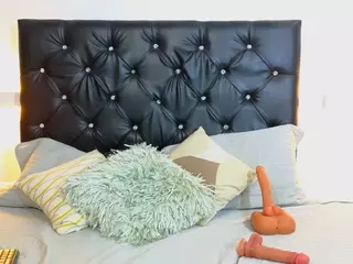 mia-hott's Live Sex Cam Show