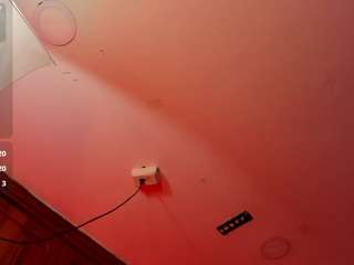 dapnhe's CamSoda show and profile