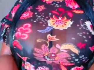 bustydiamondlover Live Webcam on CamSoda