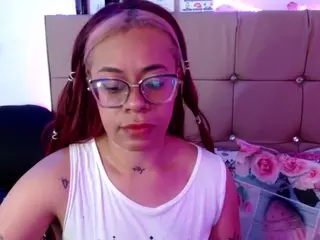 peach-moore's Live Sex Cam Show