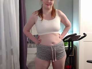 ladyinari Live Webcam on CamSoda