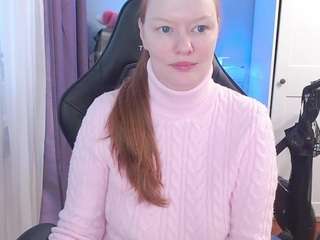 ladyinari webcam model