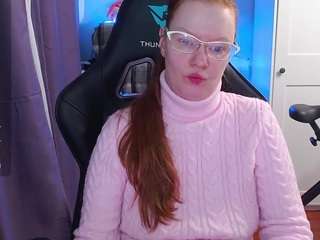 ladyinari Live Webcam on CamSoda