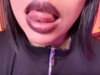 Mistress Ary's Live Sex Cam Show