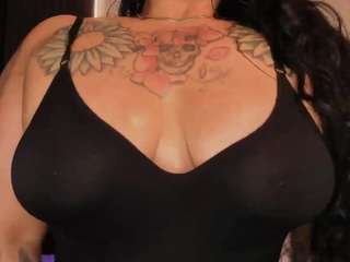 Live cam show with darkyoishat69