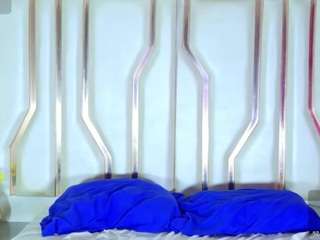 shanalawless live webcam on Soda Cams