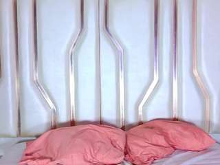shanalawless live webcam show