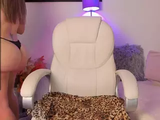 Adri Rogers's Live Sex Cam Show