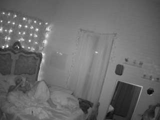 voyeurcam-hornyhostel-03