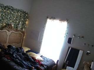 voyeurcam-hornyhostel-03