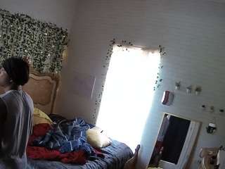 voyeurcam-hornyhostel-03