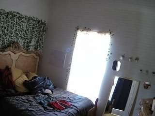 voyeurcam-hornyhostel-03