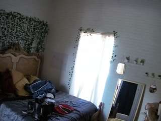 voyeurcam-hornyhostel-03