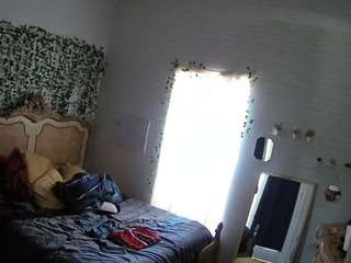 voyeurcam-hornyhostel-03