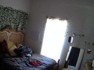 voyeurcam-hornyhostel-03