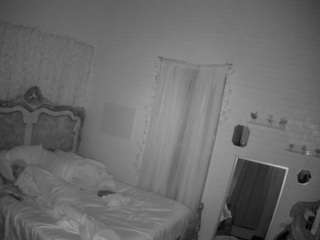 voyeurcam hornyhostel 03