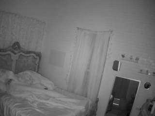voyeurcam-hornyhostel-03