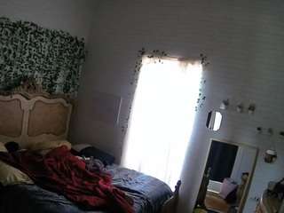 voyeurcam-hornyhostel-03