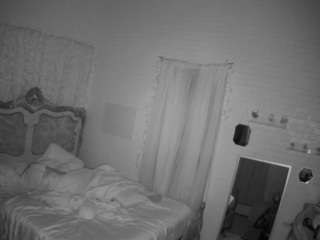 voyeurcam-hornyhostel-03