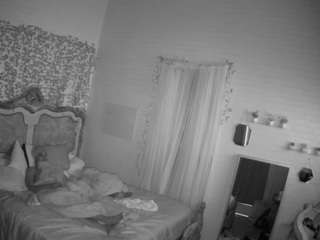 voyeurcam-hornyhostel-03