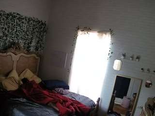 voyeurcam-hornyhostel-03