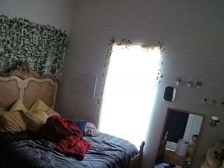 voyeurcam-hornyhostel-03