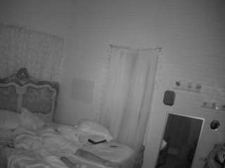 voyeurcam-hornyhostel-03
