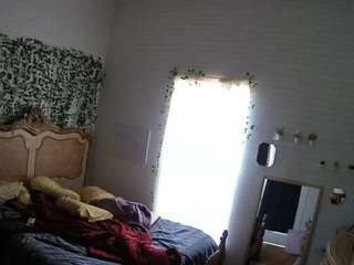 voyeurcam hornyhostel 03