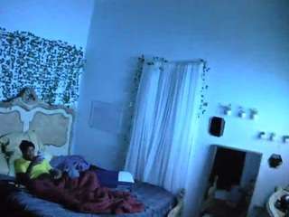 voyeurcam-hornyhostel-03