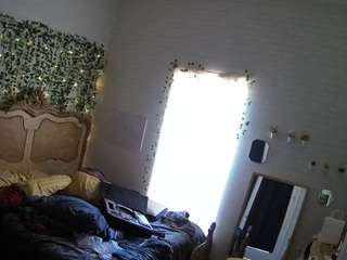 voyeurcam-hornyhostel-03