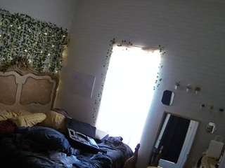 voyeurcam-hornyhostel-03