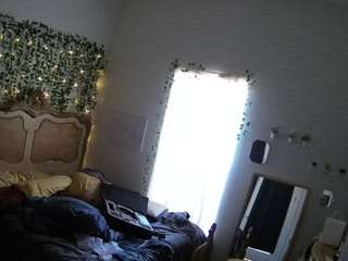 voyeurcam-hornyhostel-03