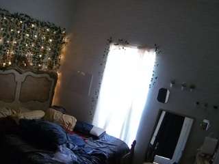 voyeurcam-hornyhostel-03