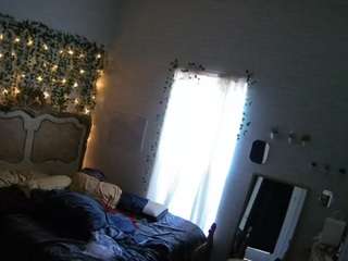 voyeurcam-hornyhostel-03