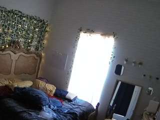 voyeurcam-hornyhostel-03