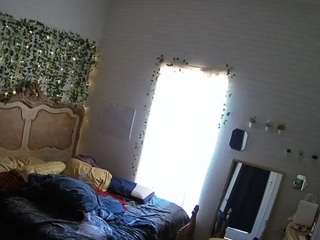 voyeurcam-hornyhostel-03