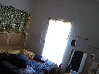 voyeurcam-hornyhostel-03