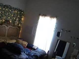 voyeurcam-hornyhostel-03