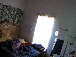 voyeurcam-hornyhostel-03