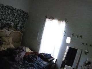 voyeurcam-hornyhostel-03